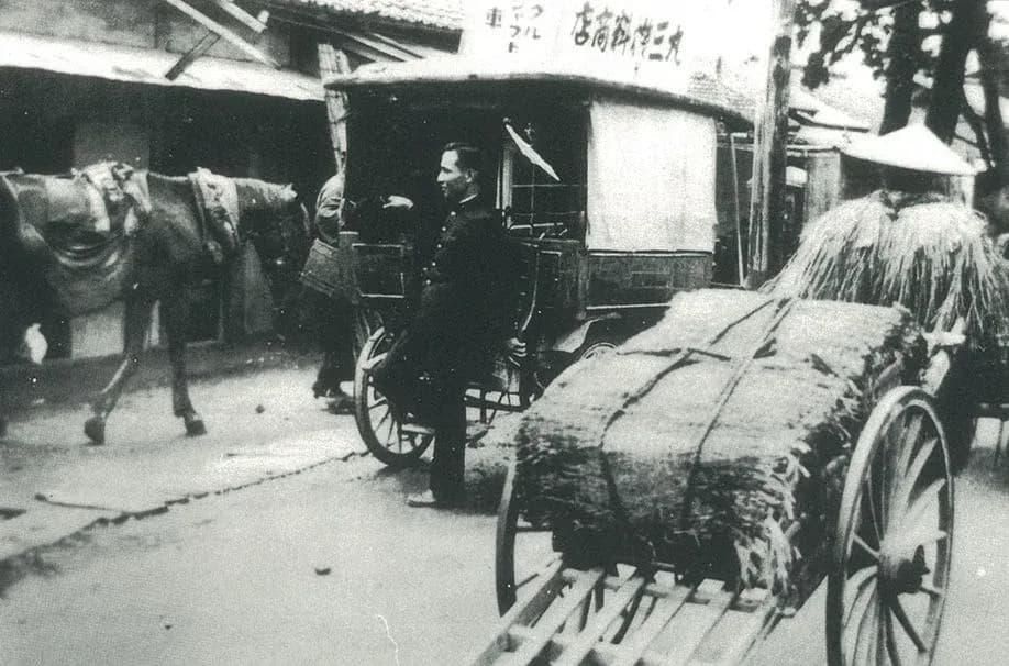 A Hamamatsu streetscape near the turn of the 20th century