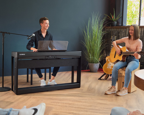 Kawai ES920 Playing